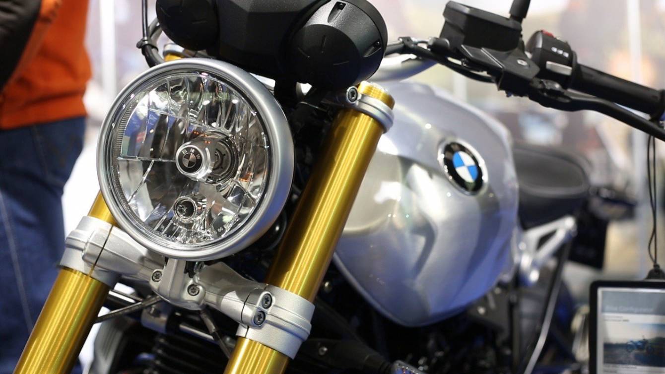 Мотоцикли БМВ : нестаріючі традиції в мотопромисловості